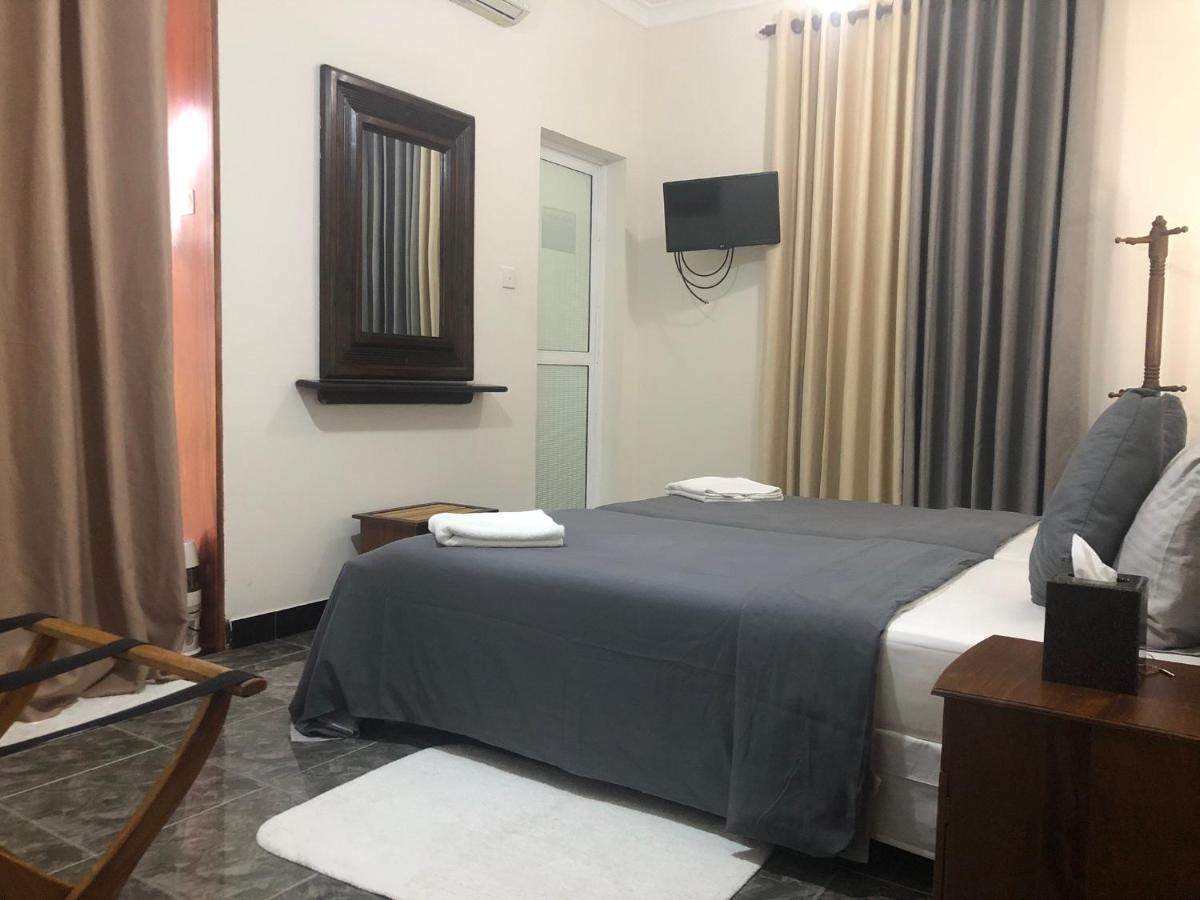 West Dene Bed & Breakfast Negombo Luaran gambar