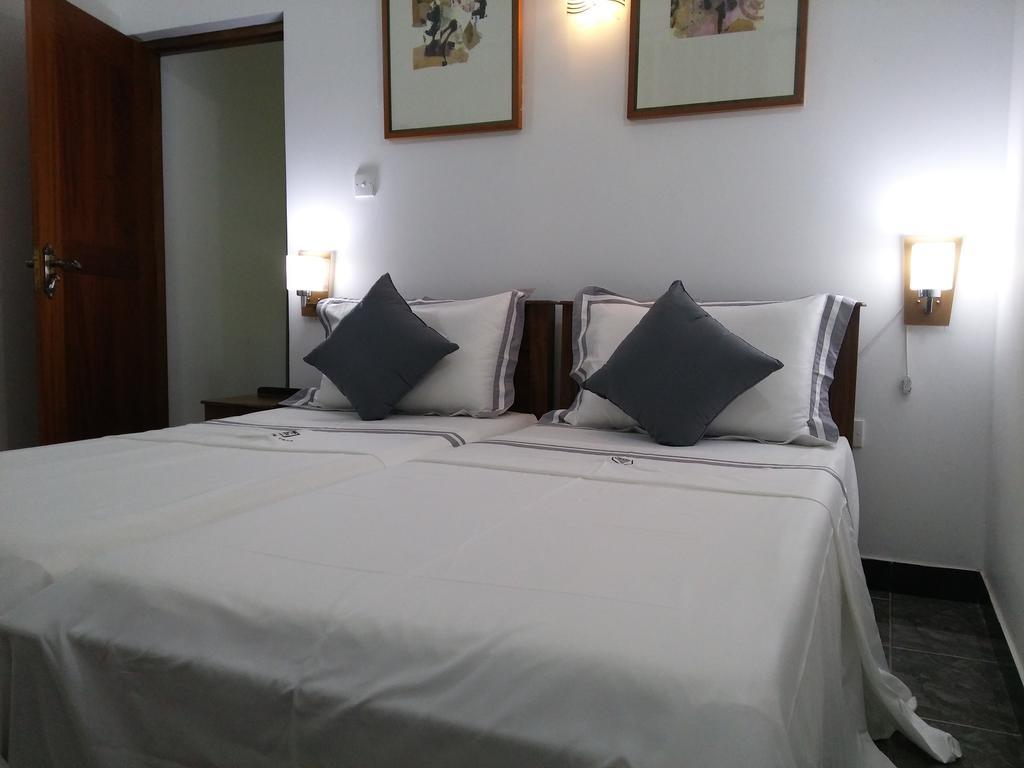 West Dene Bed & Breakfast Negombo Luaran gambar