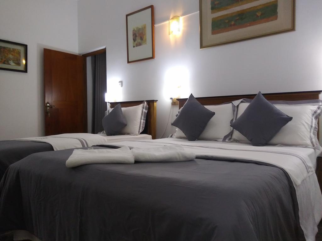 West Dene Bed & Breakfast Negombo Luaran gambar