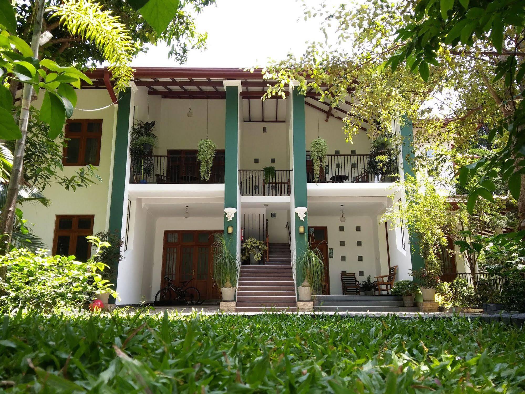 West Dene Bed & Breakfast Negombo Luaran gambar